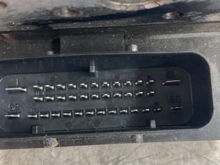 bontott BMW 5 E60 ABS Kocka