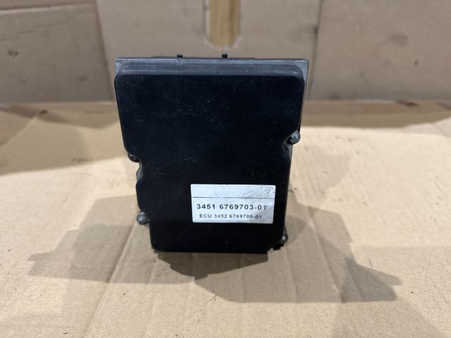 bontott BMW 5 E60 ABS Kocka