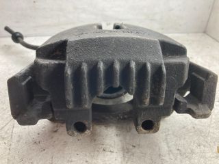 bontott BMW 5 E60 Bal első Féknyereg Munkahengerrel