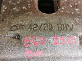 bontott BMW 5 E60 Bal hátsó Féknyereg Munkahengerrel