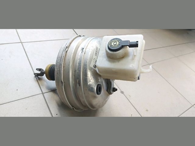 bontott BMW 5 E60 Fékrásegítő