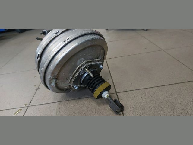 bontott BMW 5 E60 Fékrásegítő