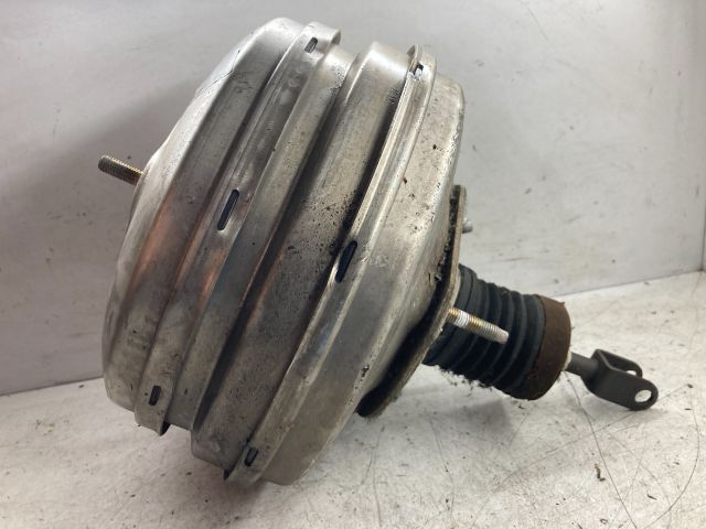 bontott BMW 5 E60 Fékrásegítő