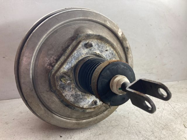 bontott BMW 5 E60 Fékrásegítő