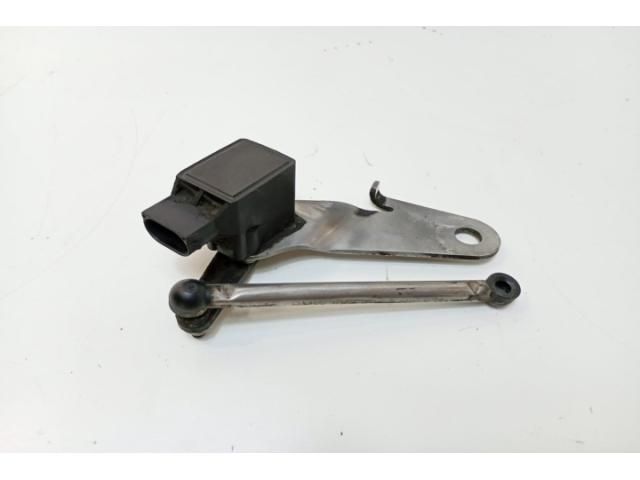 bontott BMW 5 E60 Jeladó (Magában)