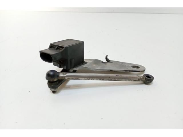 bontott BMW 5 E60 Jeladó (Magában)