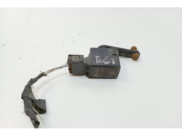 bontott BMW 5 E60 Jeladó (Magában)