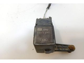 bontott BMW 5 E60 Jeladó (Magában)