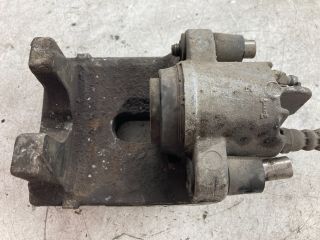 bontott BMW 5 E60 Jobb hátsó Féknyereg Munkahengerrel