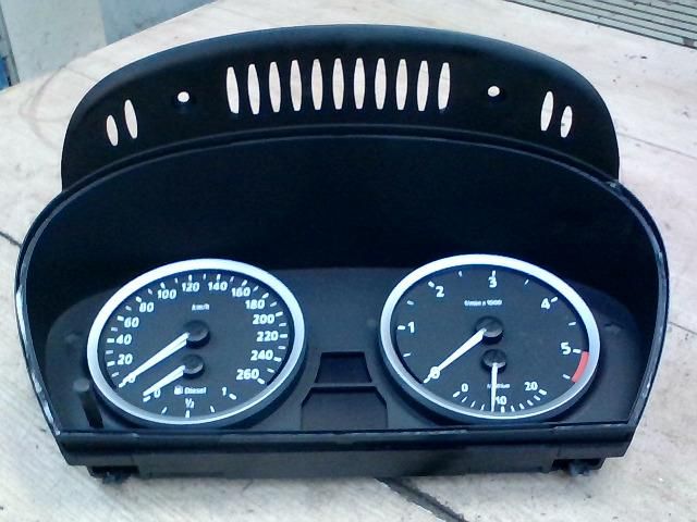 bontott BMW 5 E60 Kilométeróra