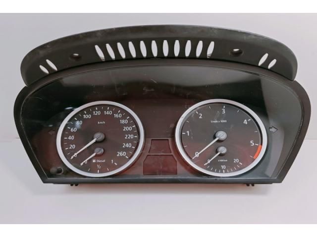 bontott BMW 5 E60 Kilométeróra