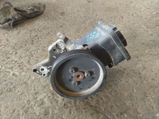 bontott BMW 5 E60 Kormányszervó Motor (Hidraulikus)