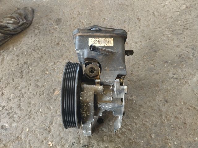 bontott BMW 5 E60 Kormányszervó Motor (Hidraulikus)