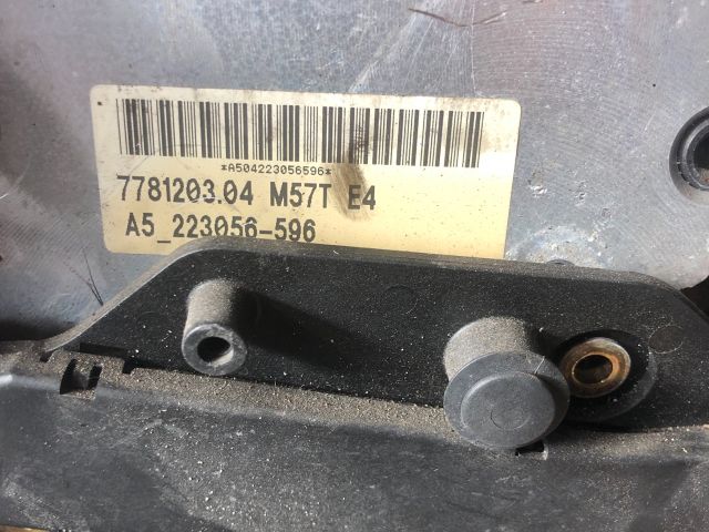 bontott BMW 5 E60 Motor (Fűzött blokk hengerfejjel)