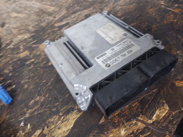 bontott BMW 5 E60 Motorvezérlő