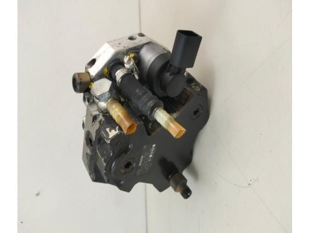 bontott BMW 5 E60 Nagynyomású Szivattyú