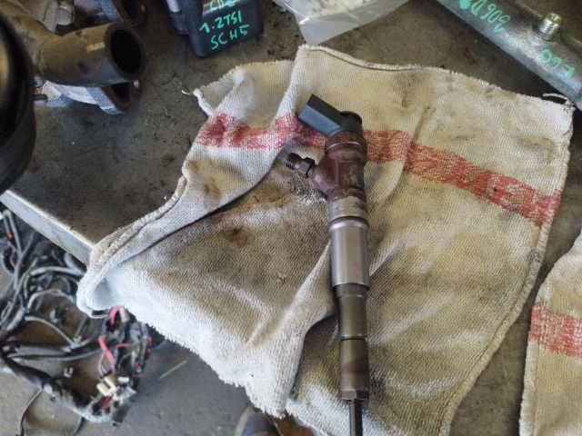 bontott BMW 5 E60 Porlasztó (1 db)