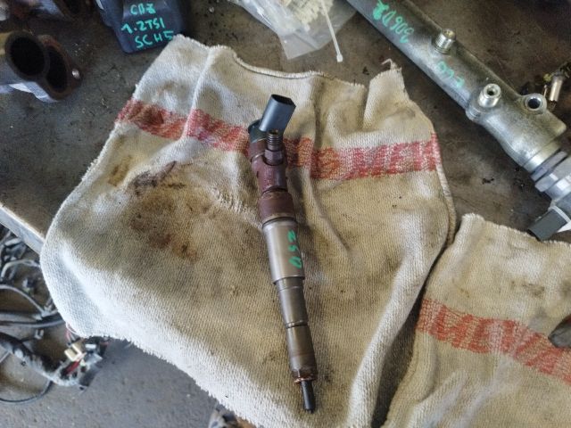 bontott BMW 5 E60 Porlasztó (1 db)