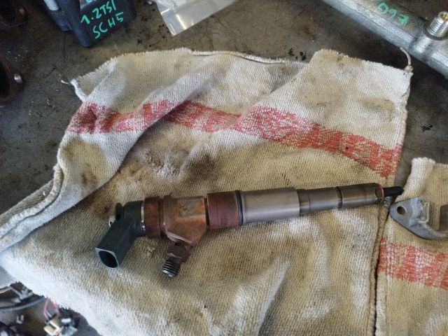 bontott BMW 5 E60 Porlasztó (1 db)