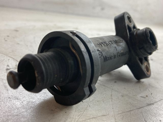 bontott BMW 5 E60 Termosztát