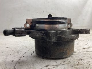 bontott BMW 5 E60 Vákumpumpa