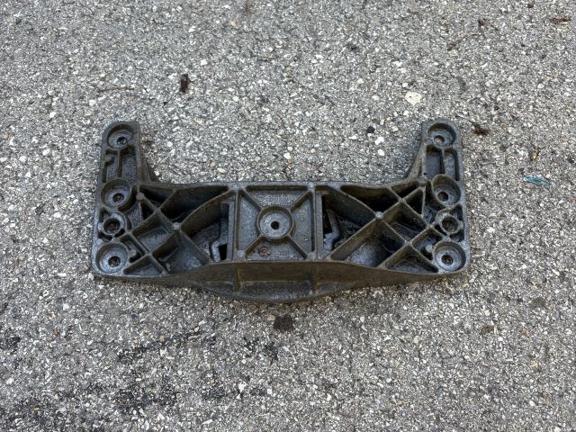 bontott BMW 5 E60 Váltó Tartó Bak (Pozíciófüggetlen)