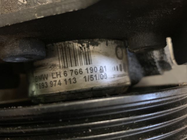 bontott BMW 5 E60 Kormányszervó Motor (Hidraulikus)