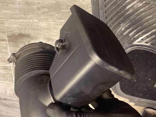 bontott BMW 5 E60 Légbeömlő Cső