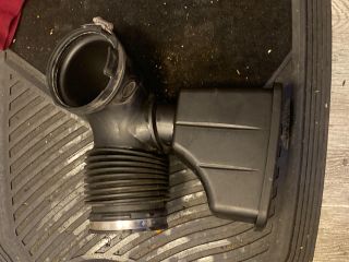 bontott BMW 5 E60 Légbeömlő Cső