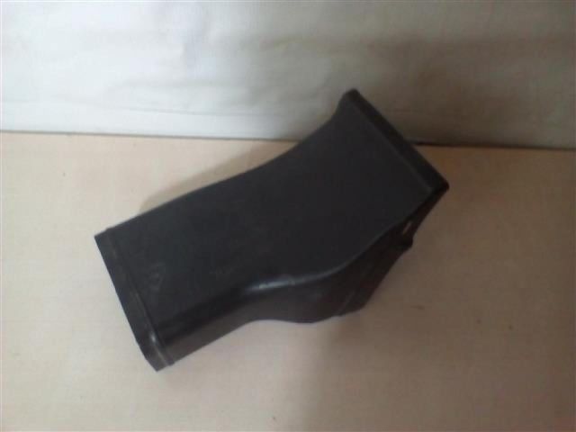 bontott BMW 5 E60 Légbeömlő Cső