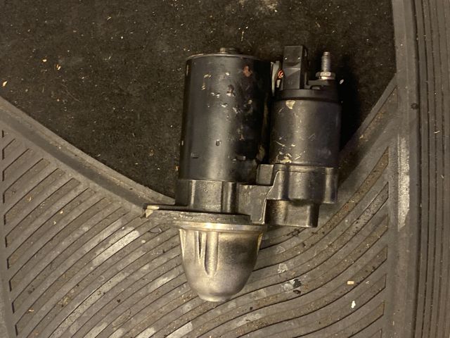 bontott BMW 5 E60 Önindító