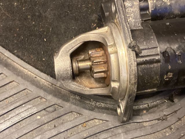 bontott BMW 5 E60 Önindító