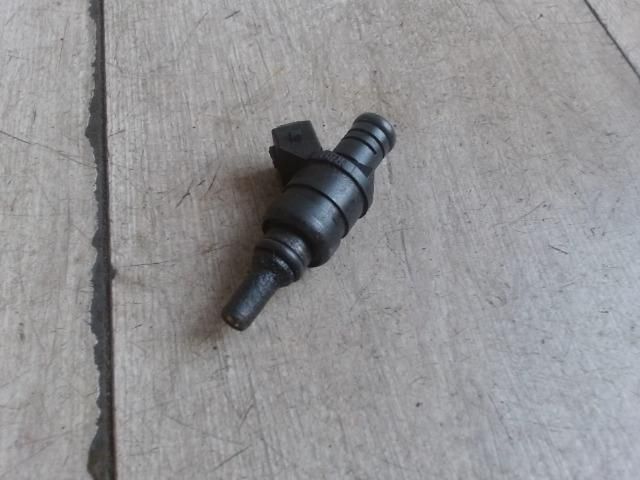 bontott BMW 5 E60 Porlasztó (1 db)