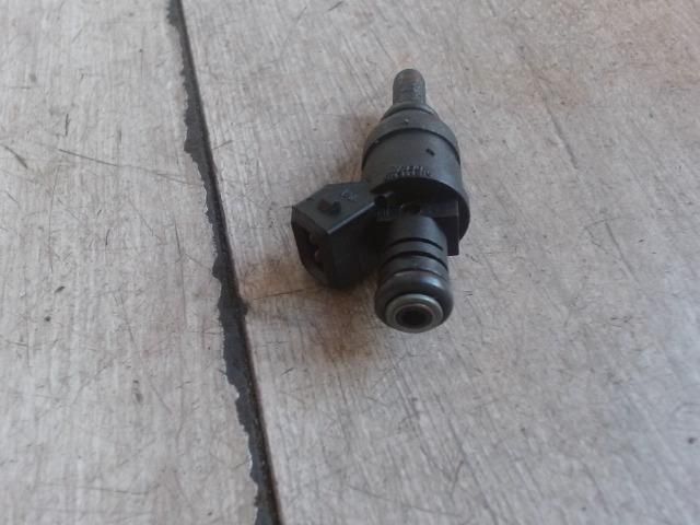 bontott BMW 5 E60 Porlasztó (1 db)