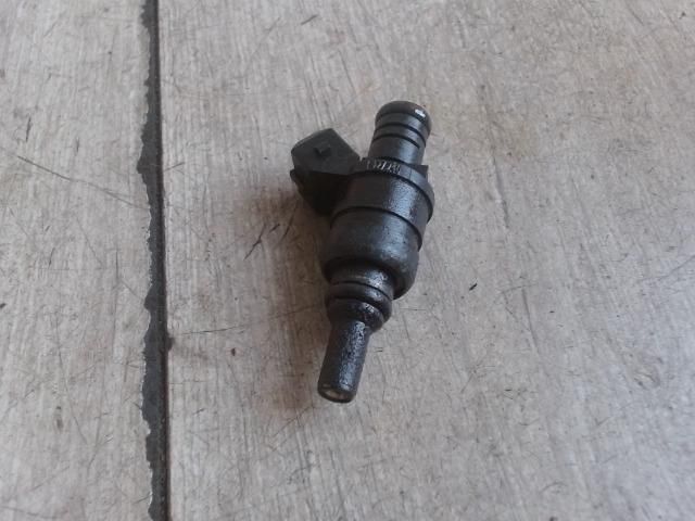 bontott BMW 5 E60 Porlasztó (1 db)