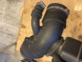 bontott BMW 5 E60 Rezonátor