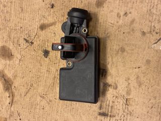 bontott BMW 5 E60 Szívósor Állító Vákuumszelep