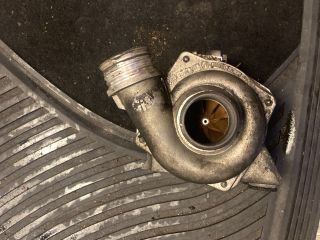 bontott BMW 5 E60 Vízpumpa