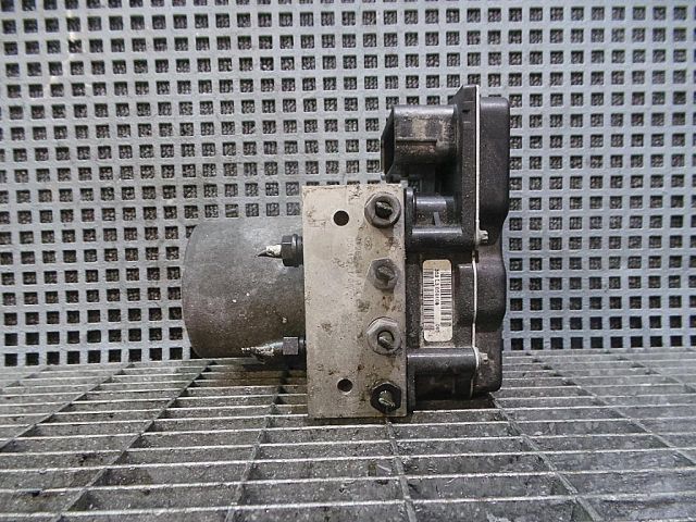 bontott BMW 5 E60 ABS Kocka