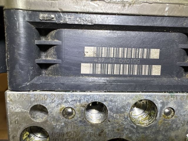 bontott BMW 5 E60 ABS Kocka