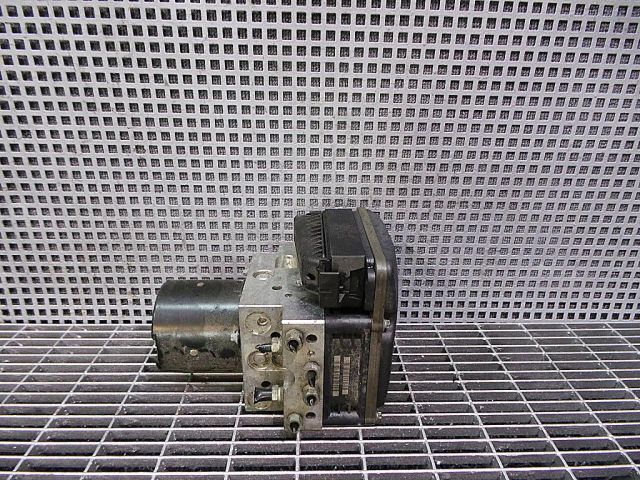 bontott BMW 5 E60 ABS Kocka