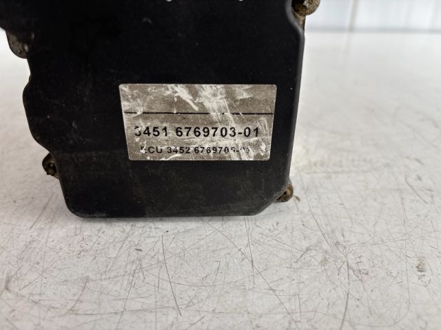 bontott BMW 5 E60 ABS Kocka