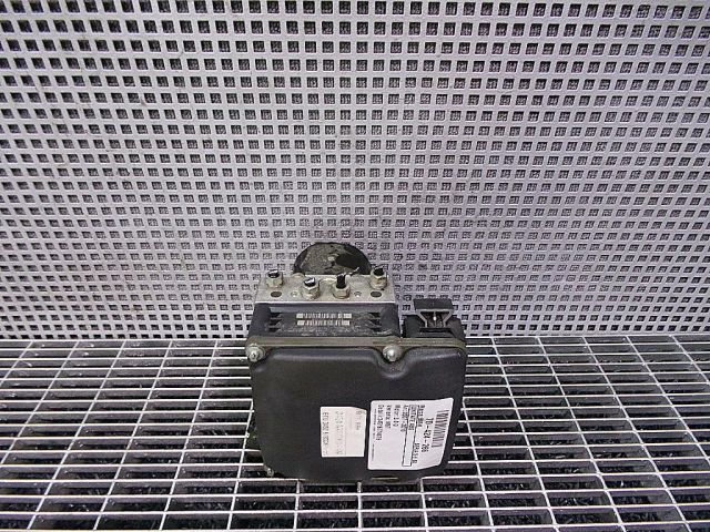 bontott BMW 5 E60 ABS Kocka