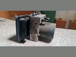 bontott BMW 5 E60 ABS Kocka