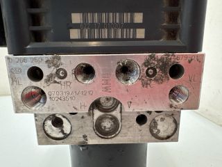 bontott BMW 5 E60 ABS Kocka