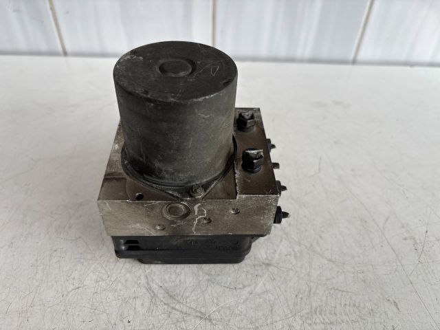 bontott BMW 5 E60 ABS Kocka