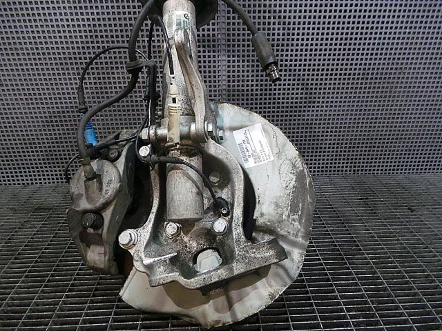 bontott BMW 5 E60 Bal első Csonkállvány