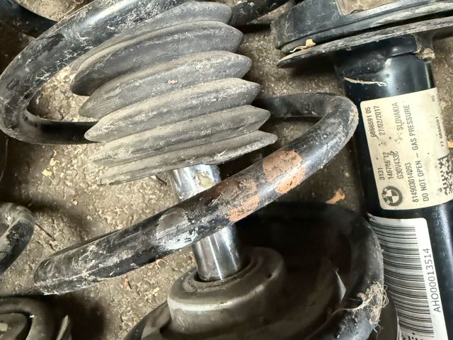 bontott BMW 5 E60 Bal első Lengéscsillapító