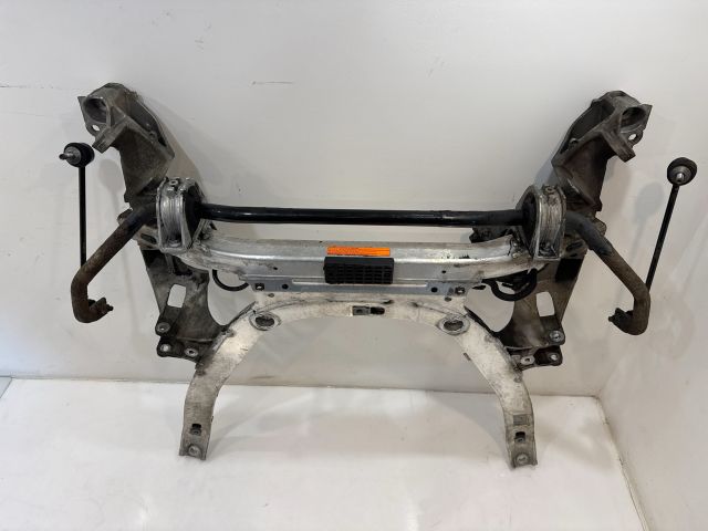 bontott BMW 5 E60 Első Bölcső