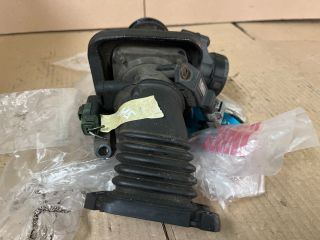 bontott BMW 5 E60 Fojtószelep (Elektromos)